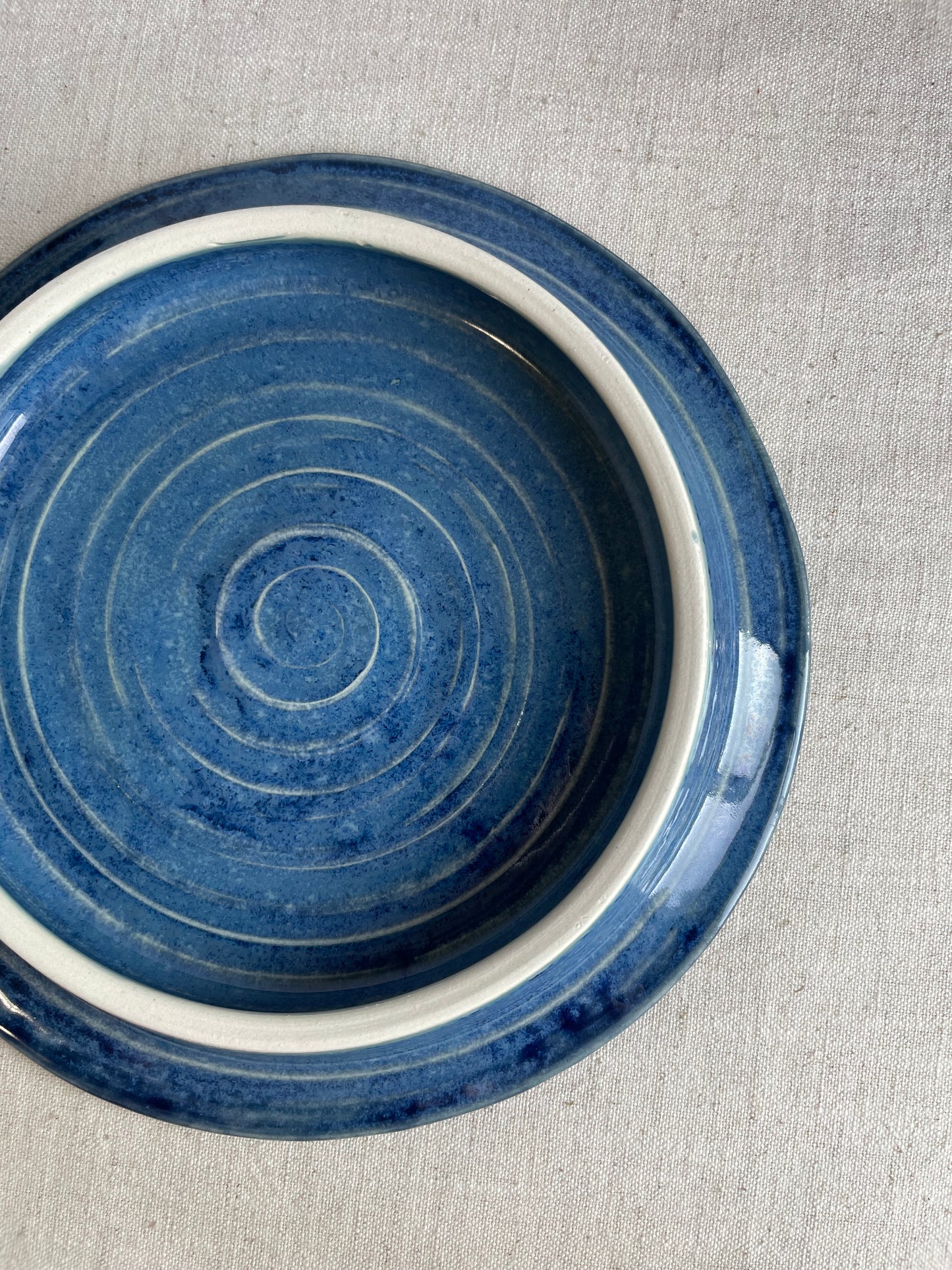 Reactive Blue Lidded Ramen Bowl