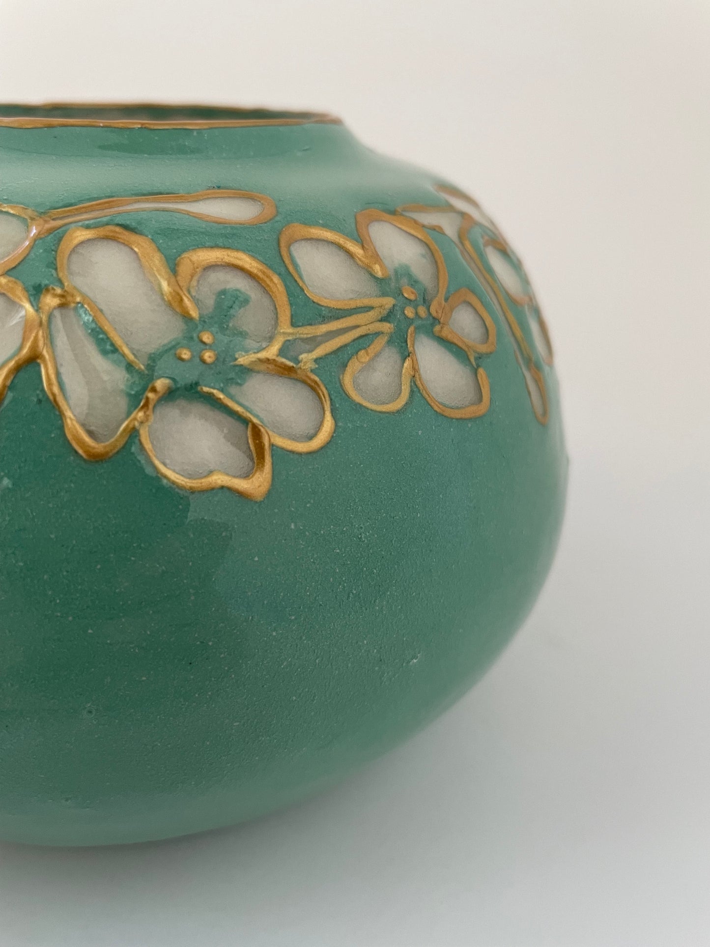 Blossom Ring Vase