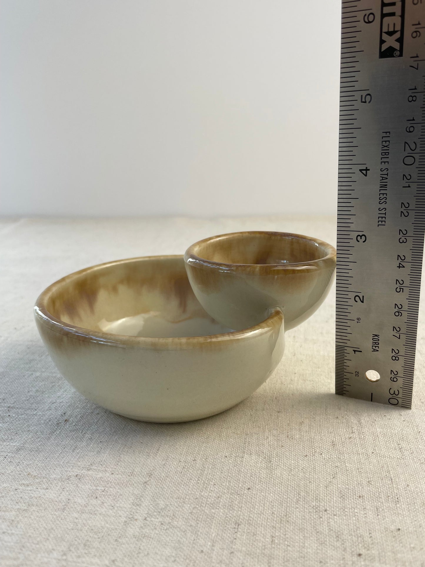 Olives Bowl, Insert Style, Nutmeg and Cream