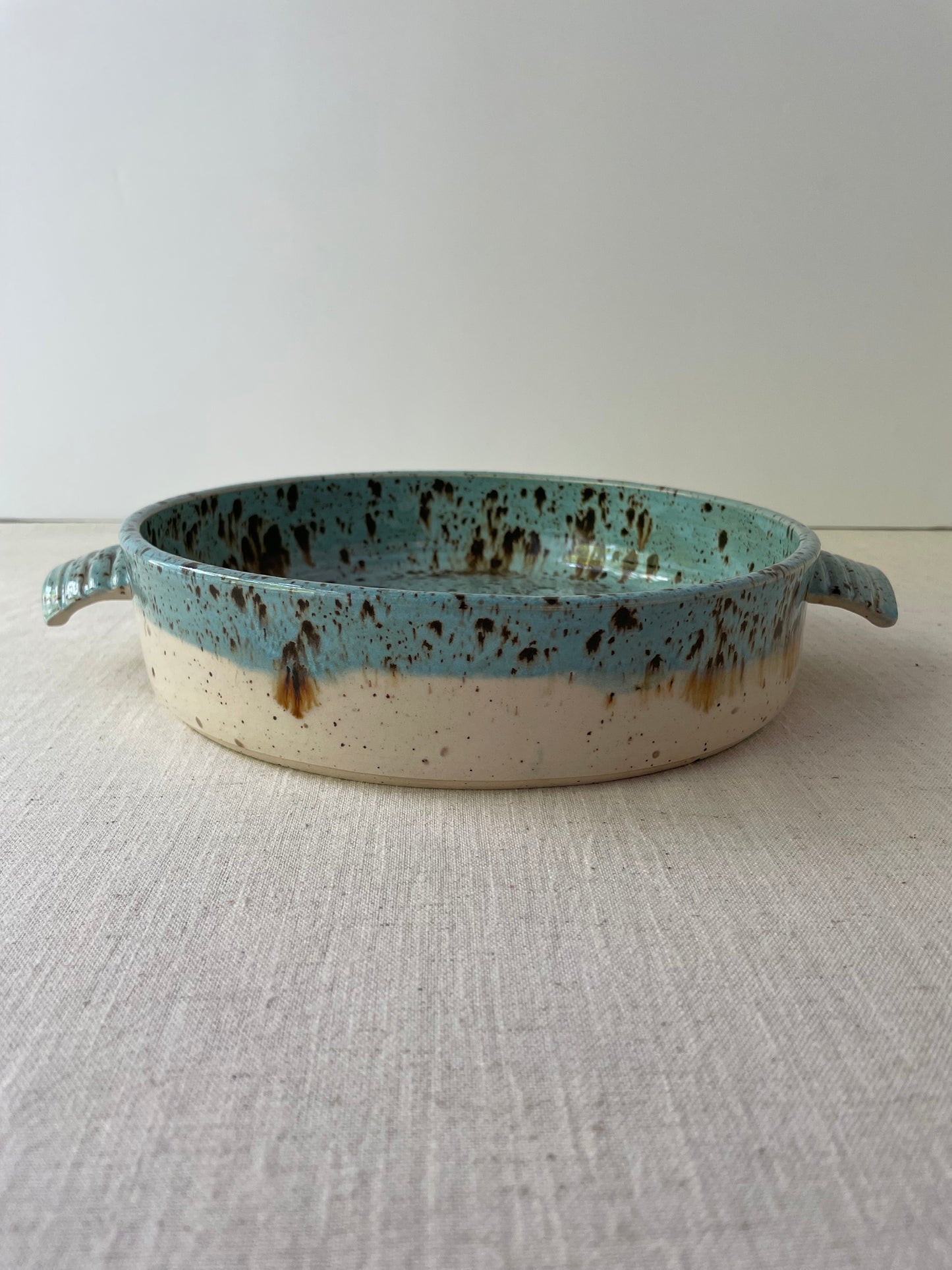 Cerulean Speckled Round Casserole