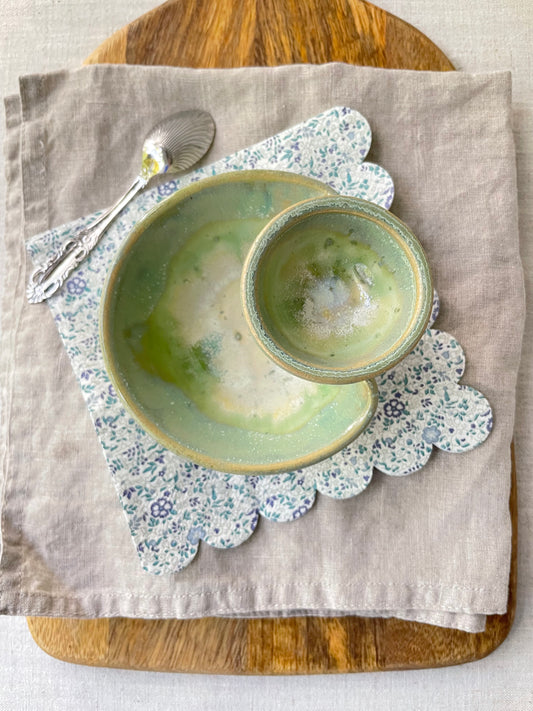 Olives Bowl, Folded Edge Style, Green Ivy