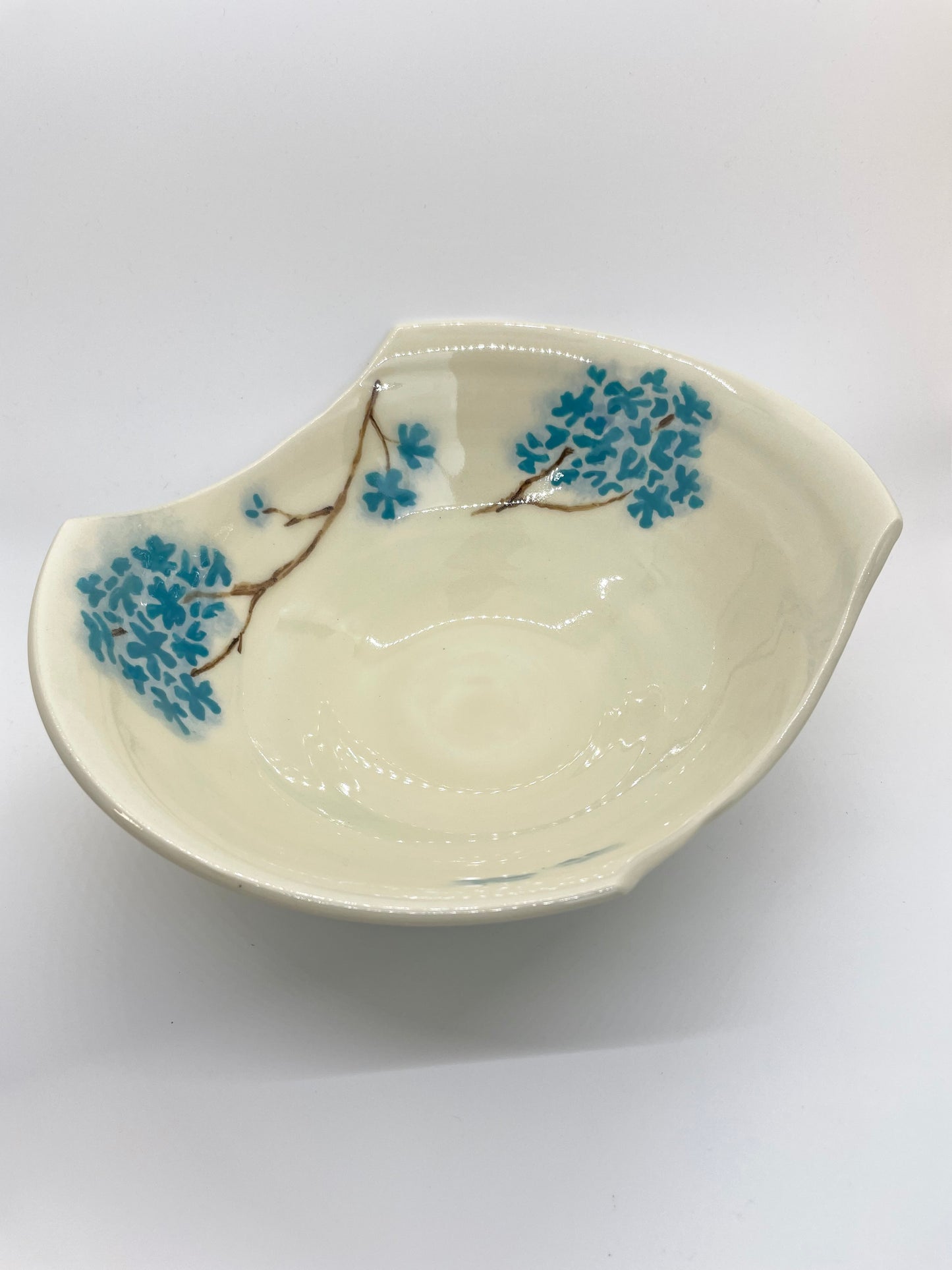 White with Blue Hydrangea Serving Bowl