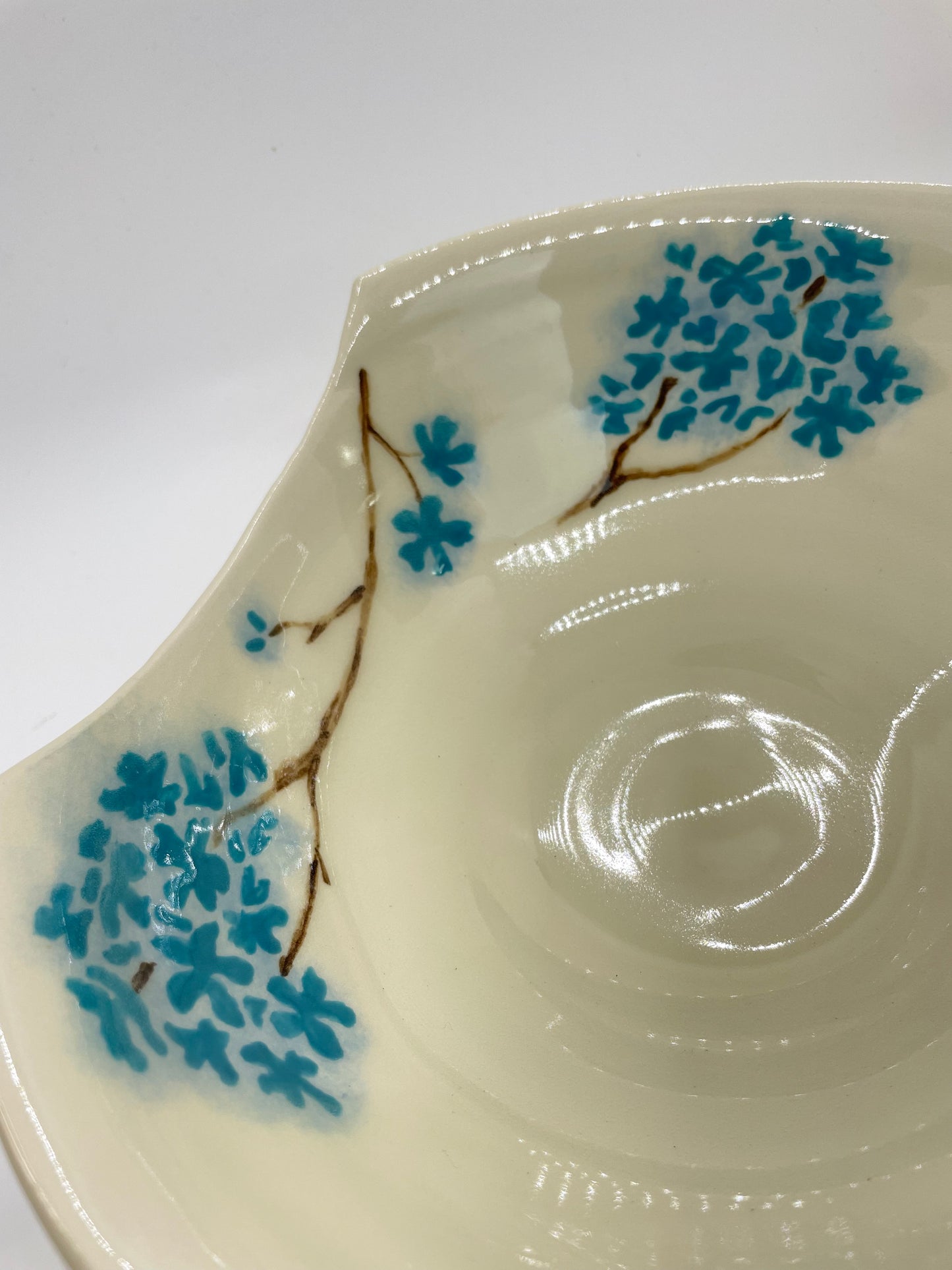 White with Blue Hydrangea Serving Bowl